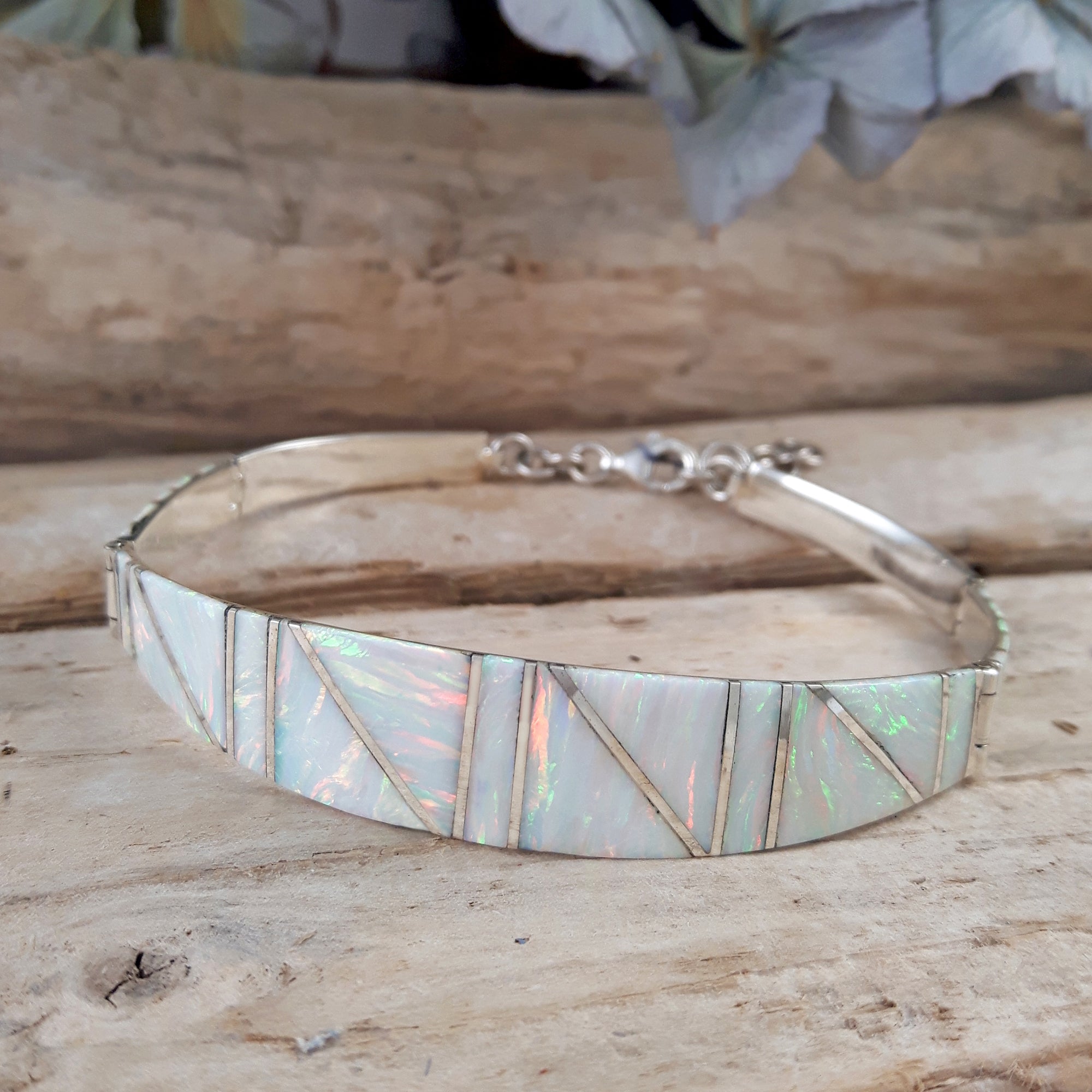 Flinder Nouveau White Bracelet