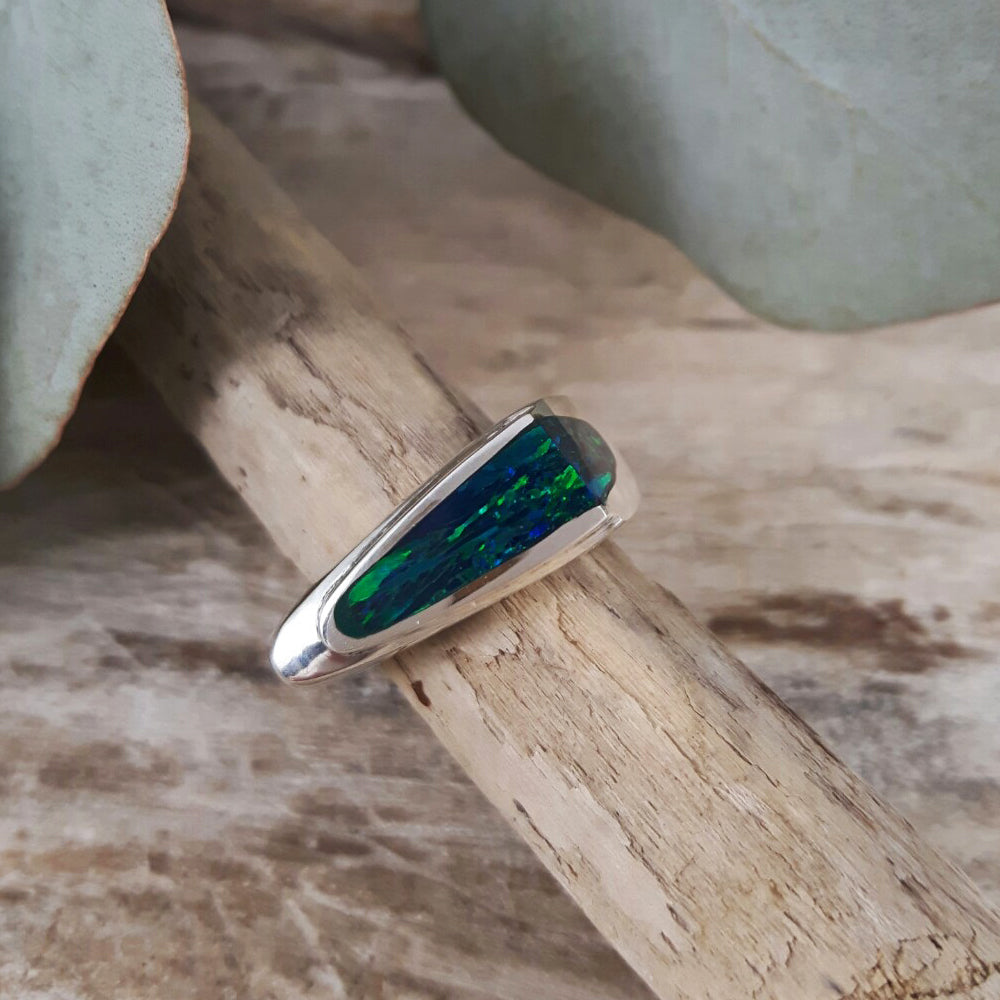 Flinder Rio Emerald Ring