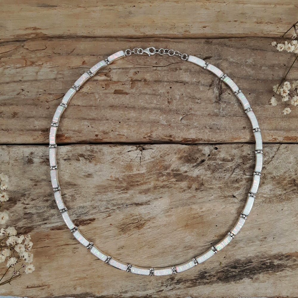 Flinder White Drift Necklace