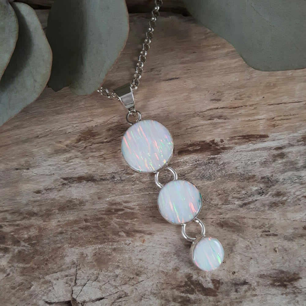 Flinder White Dotty Pendant