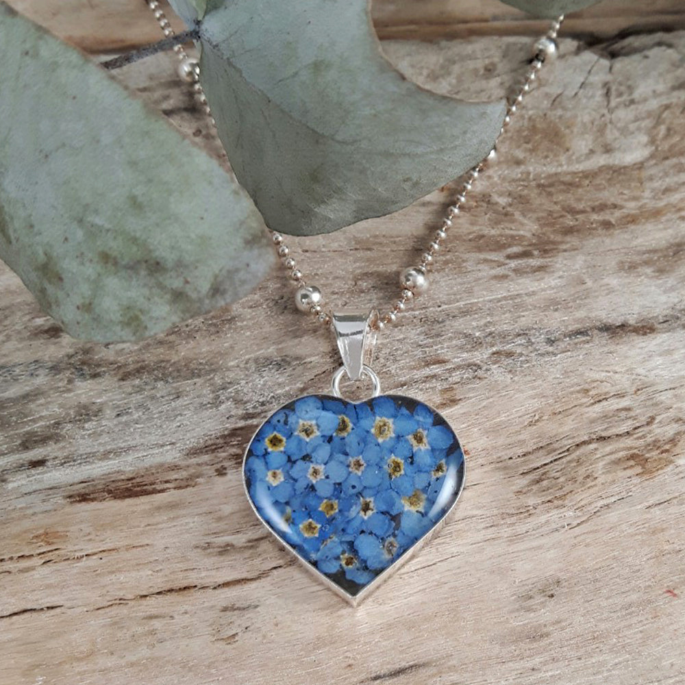 Flores Forget-Me-Not Heart Medium Pendant