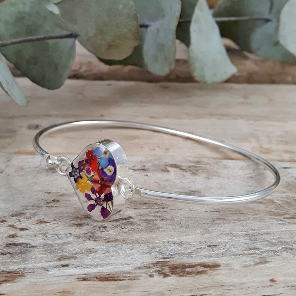 Flores Real Flower Multi Heart Bangle