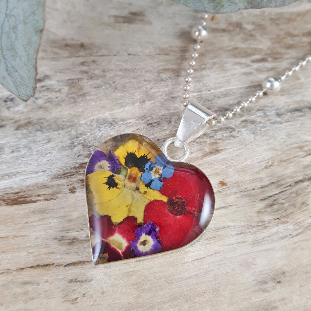 Flores Heart Medium Pendant