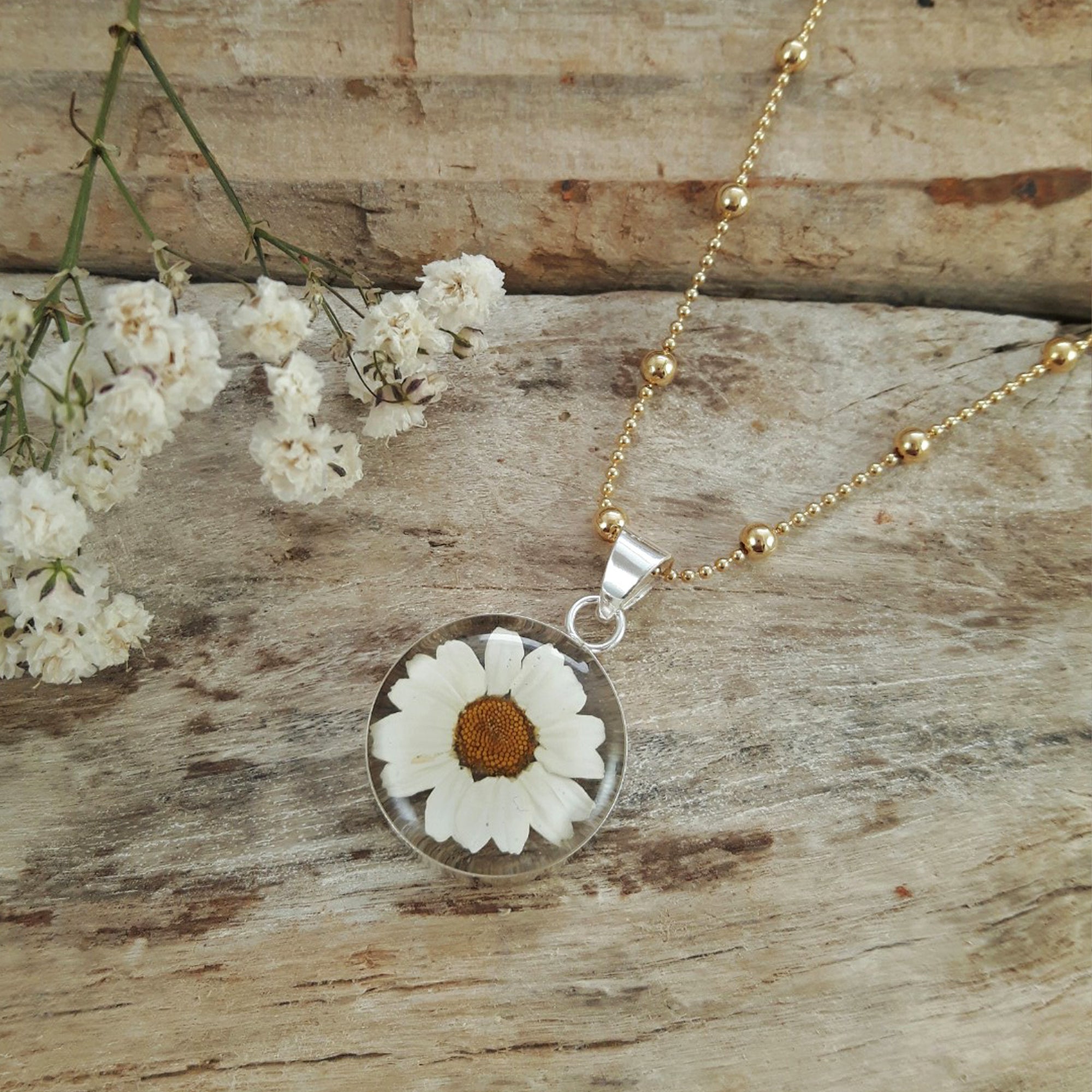 Flores Daisy Round Medium Pendant