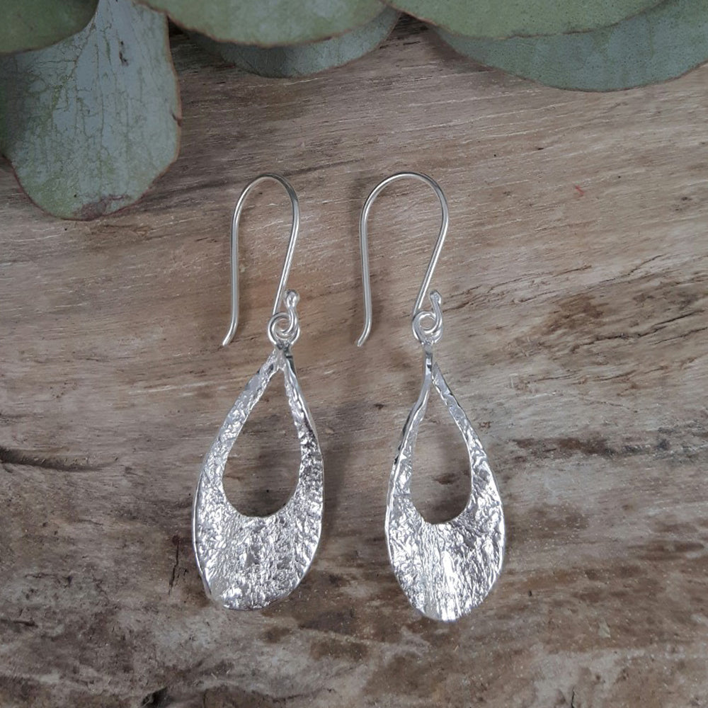 Foresta Wave Drop Earrings