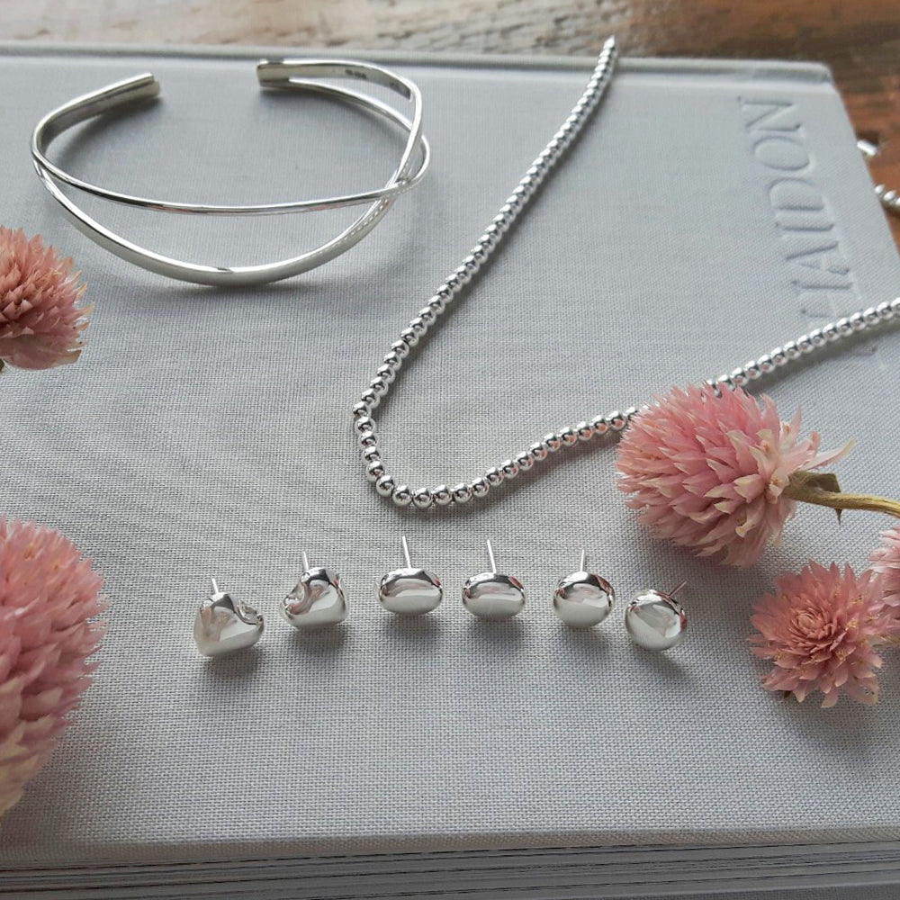 Harmony Polished Silver Ball Necklace