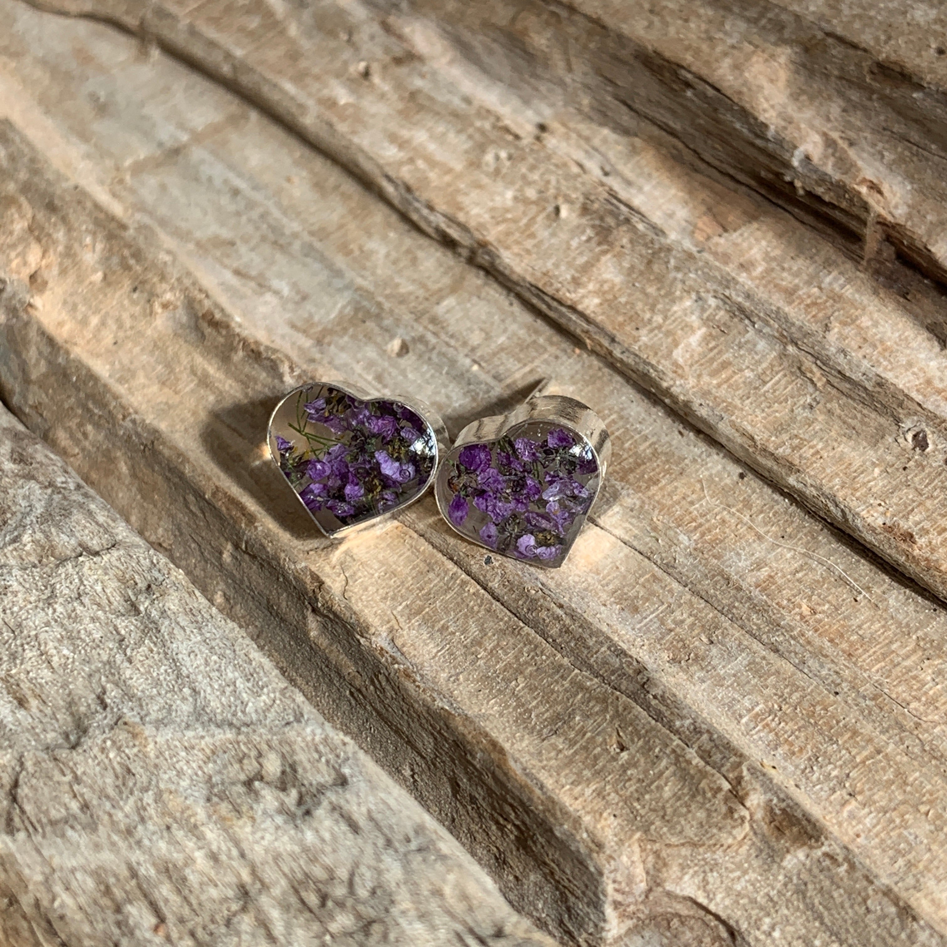 Flores Heather Heart Stud Earrings