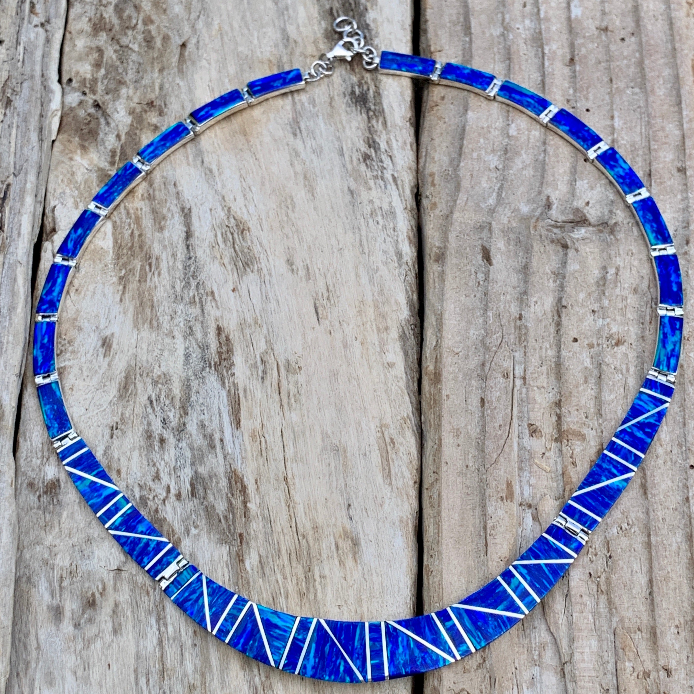 Flinder Nouveau Blue Necklace