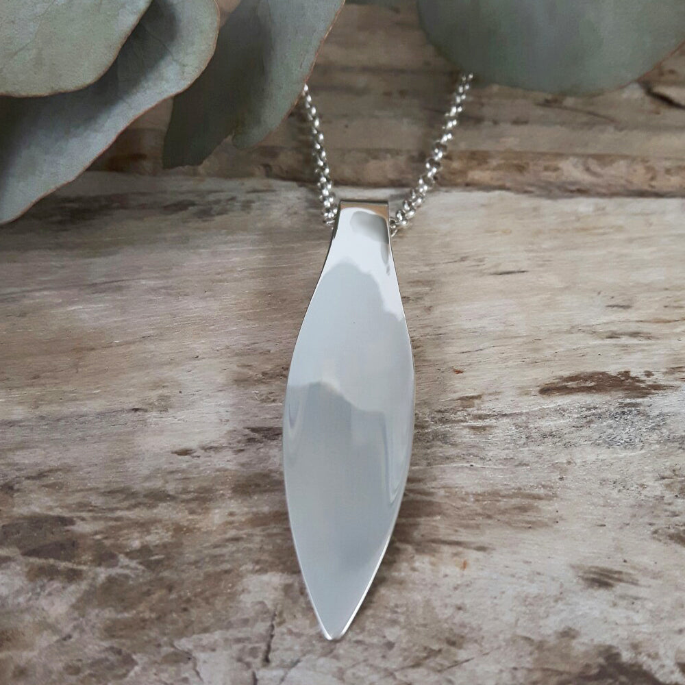 Lanza Polished Silver Pendant