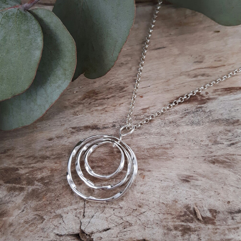 Lattice Trio Small Pendant