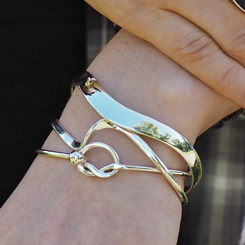 Love Knot Bangle