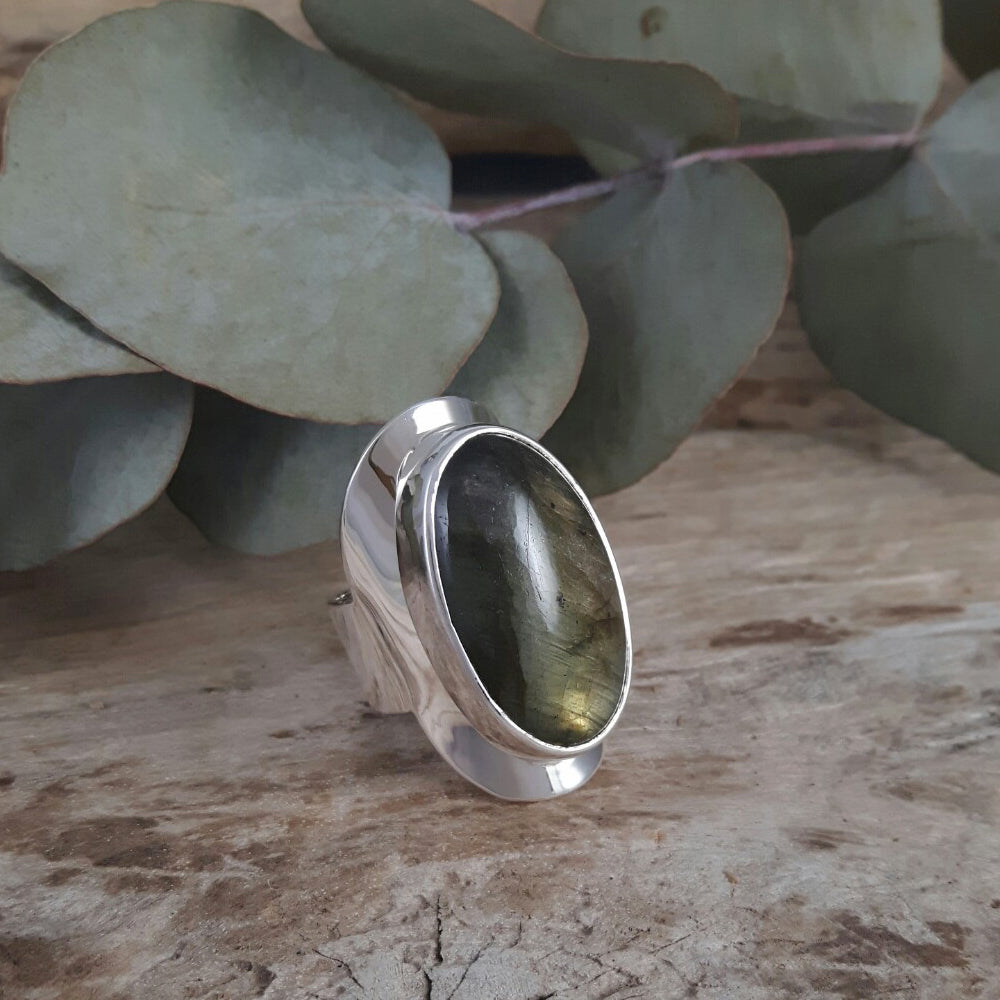 Monet Labradorite Oval L Adjustable Ring C