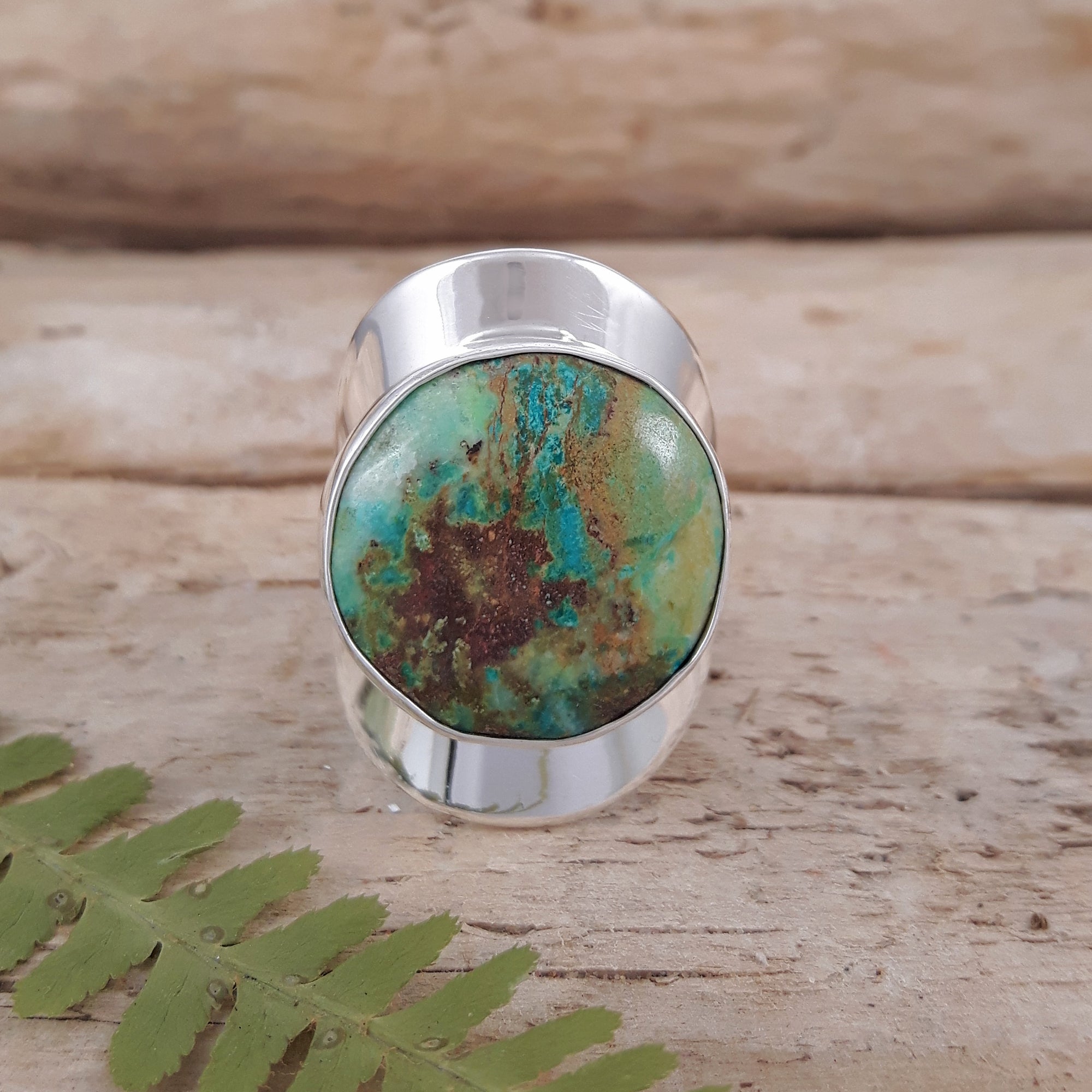 Monet Spring Chrysocolla M Round Adjustable Ring