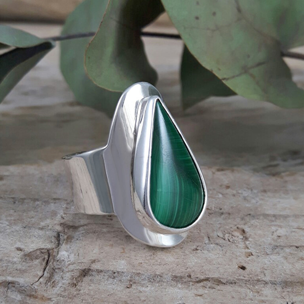 Monet Malachite Sml Adjustable Ring Teardrop B