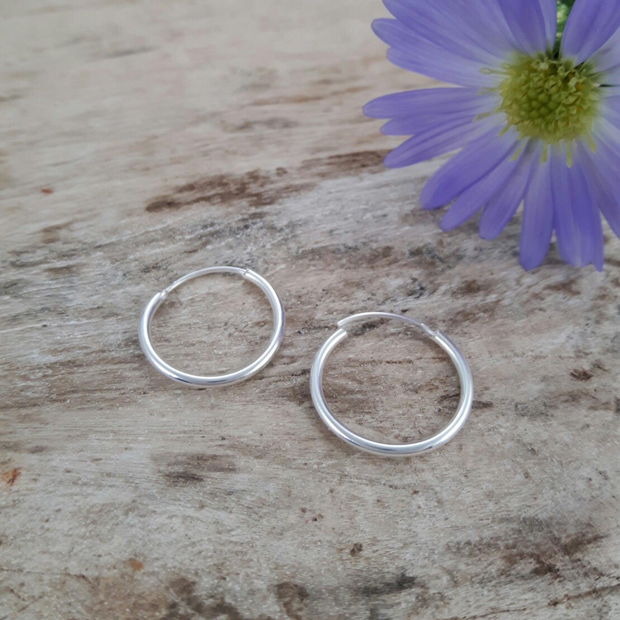 Round 1cm Hoop Earrings